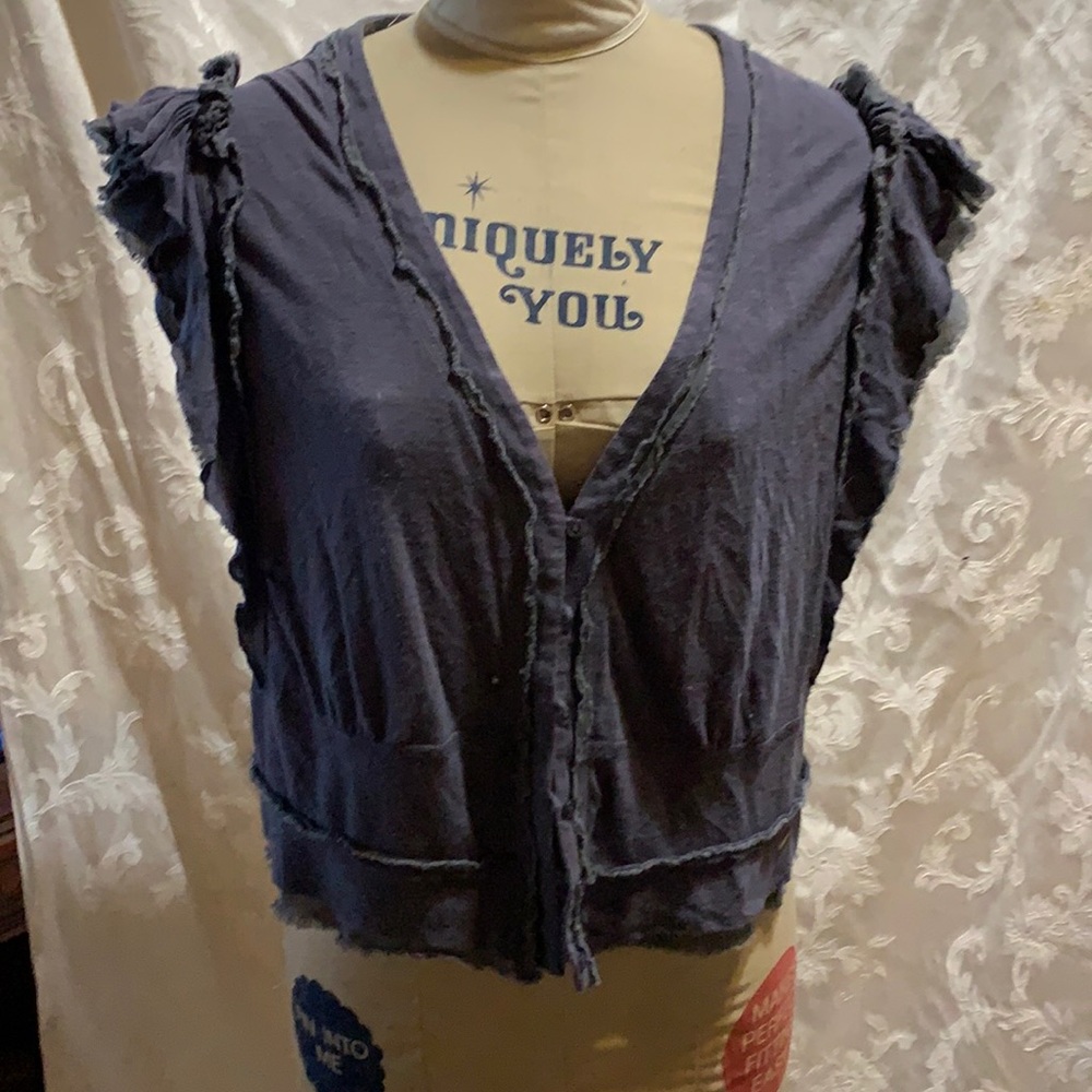Frilly cropped jacket